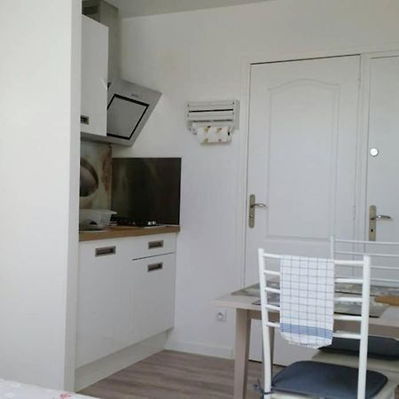 Studio Cosy Douillet Et Fonctionnel Appartement Savigny-le-Temple Buitenkant foto